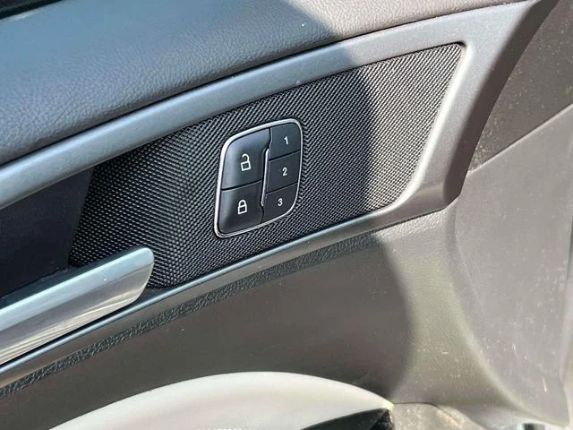 Used 2015 Guard Ford Titanium image 26