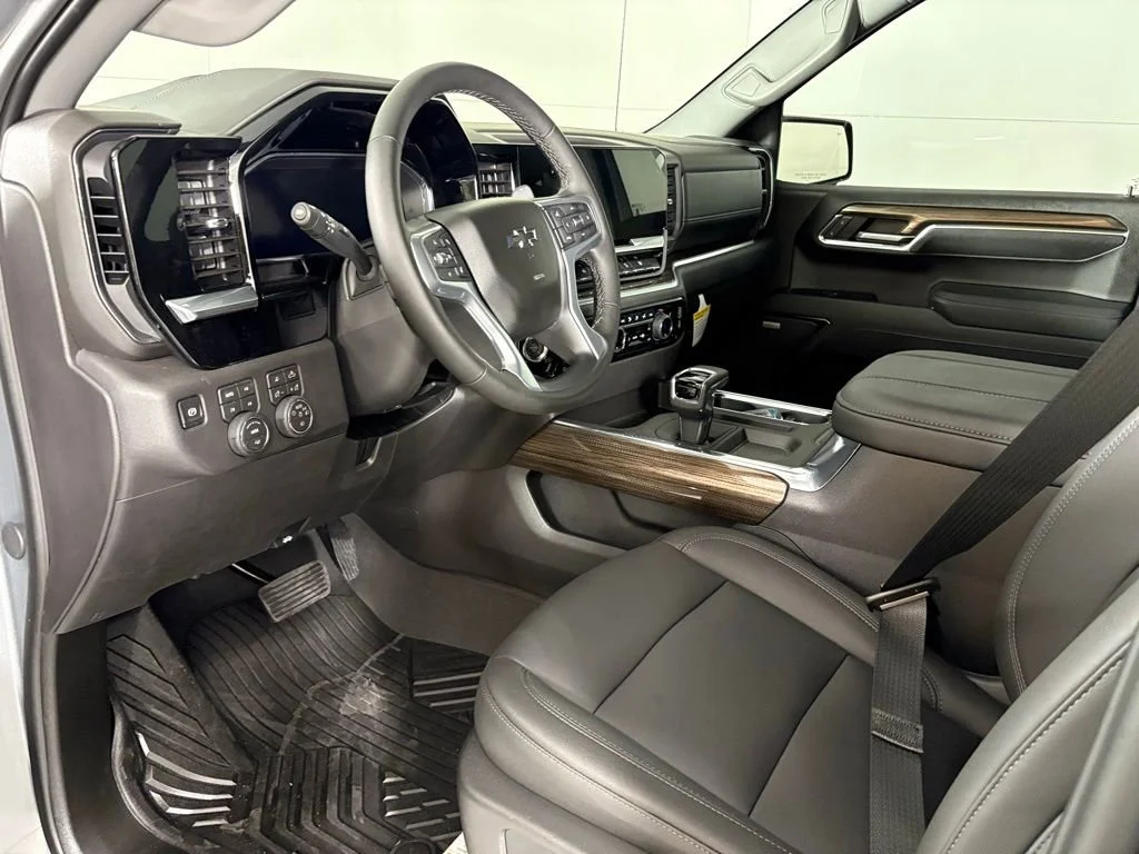 New 2026 Sterling Gray Metallic Chevrolet RST image 27