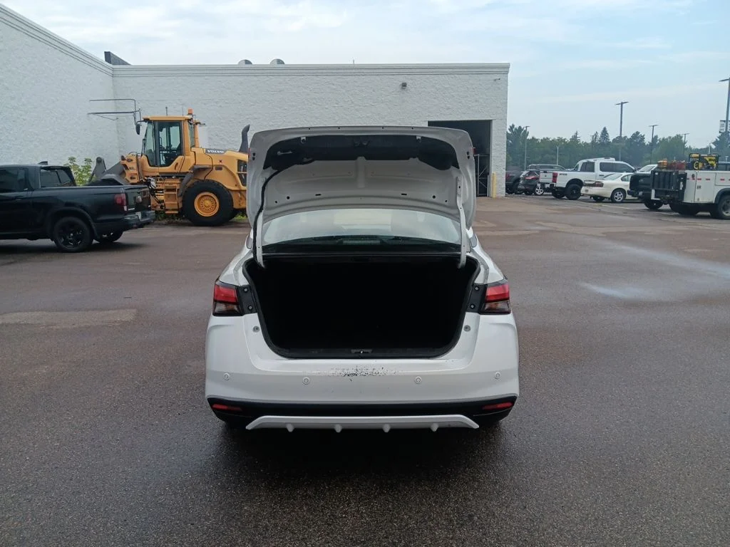 Used 2023 Aspen White Tricoat Nissan 1.6 SV image 33