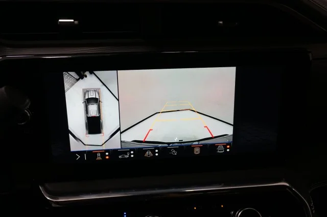 New 2026 Summit White GMC Denali Ultimate DRW image 34