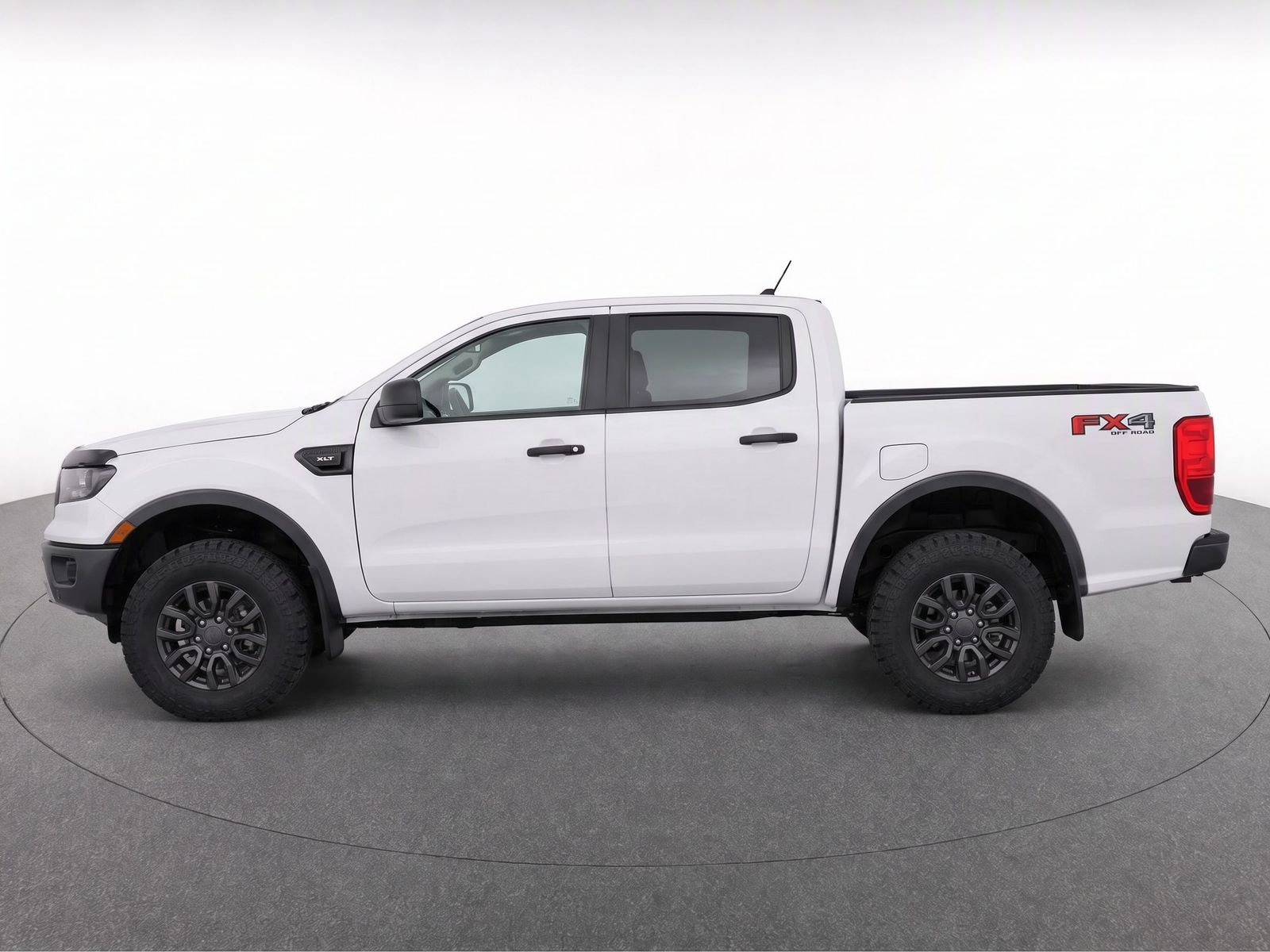 Used 2019 Oxford White Ford XLT image 7