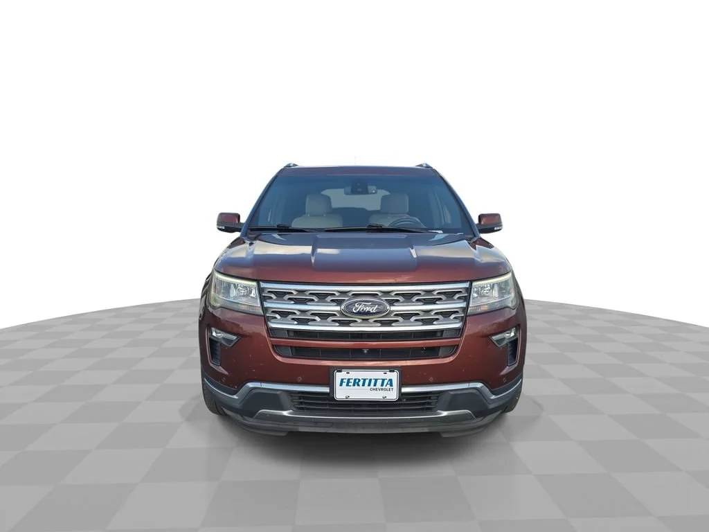 Used 2018 Red Ford Limited image 3