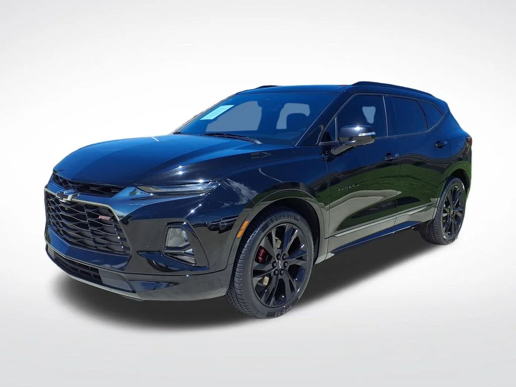 Used 2022 Black Chevrolet RS image 3