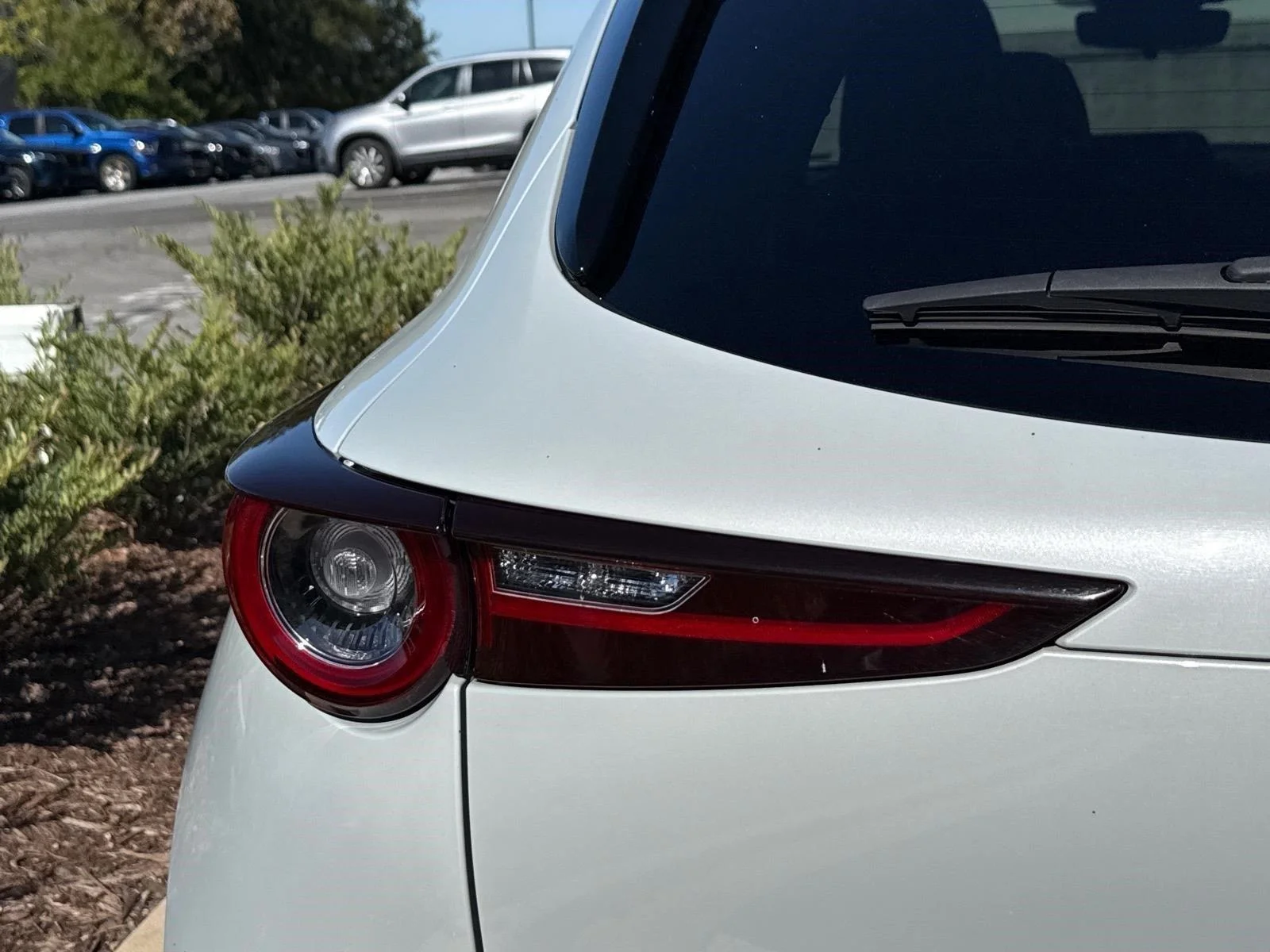 Used 2024 CERAMIC MET MAZDA SELECTS image 17