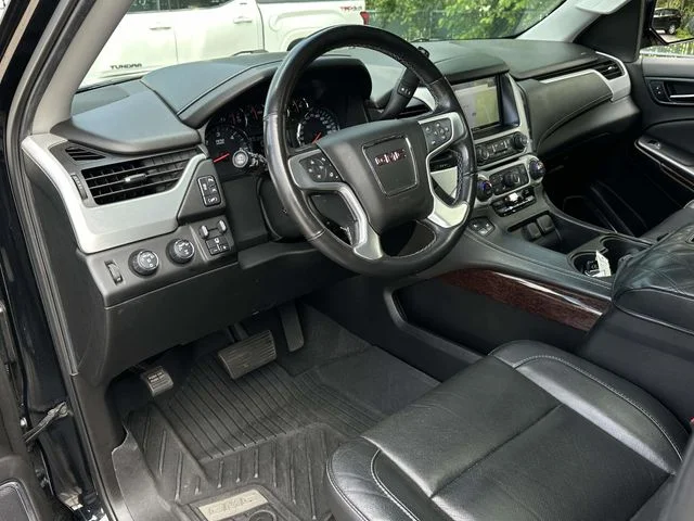 Used 2020 Black GMC SLT image 17