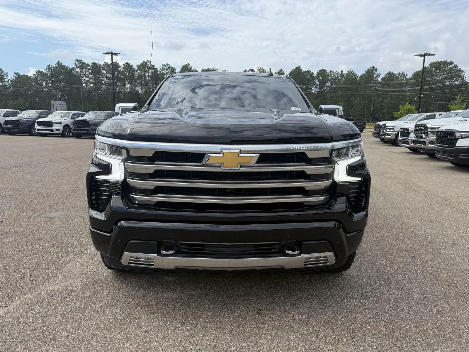 Used 2023 Black Chevrolet High Country image 2