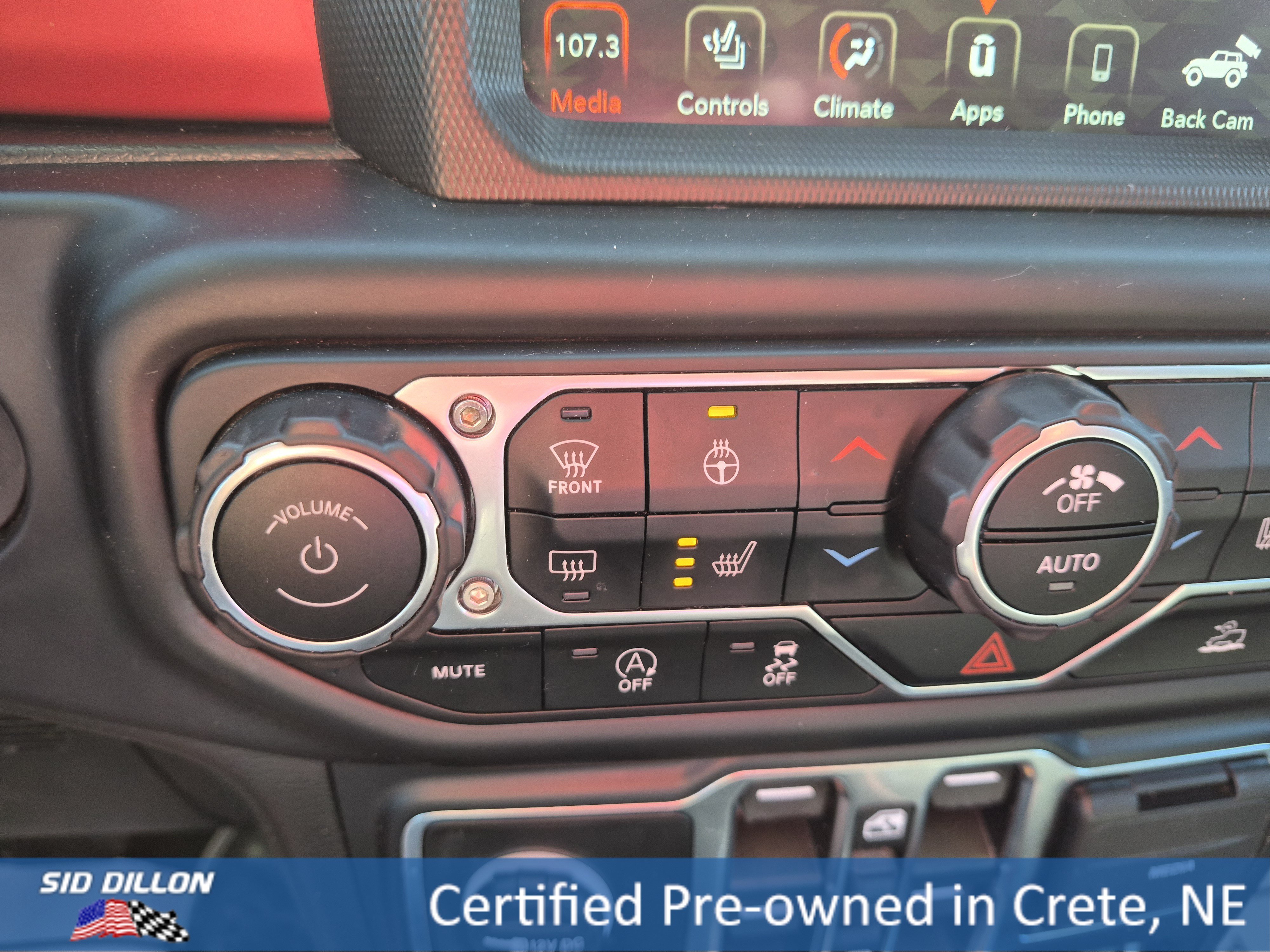 Used 2022 Granite Crystal Clearcoat Metallic Jeep Unlimited Rubicon image 10