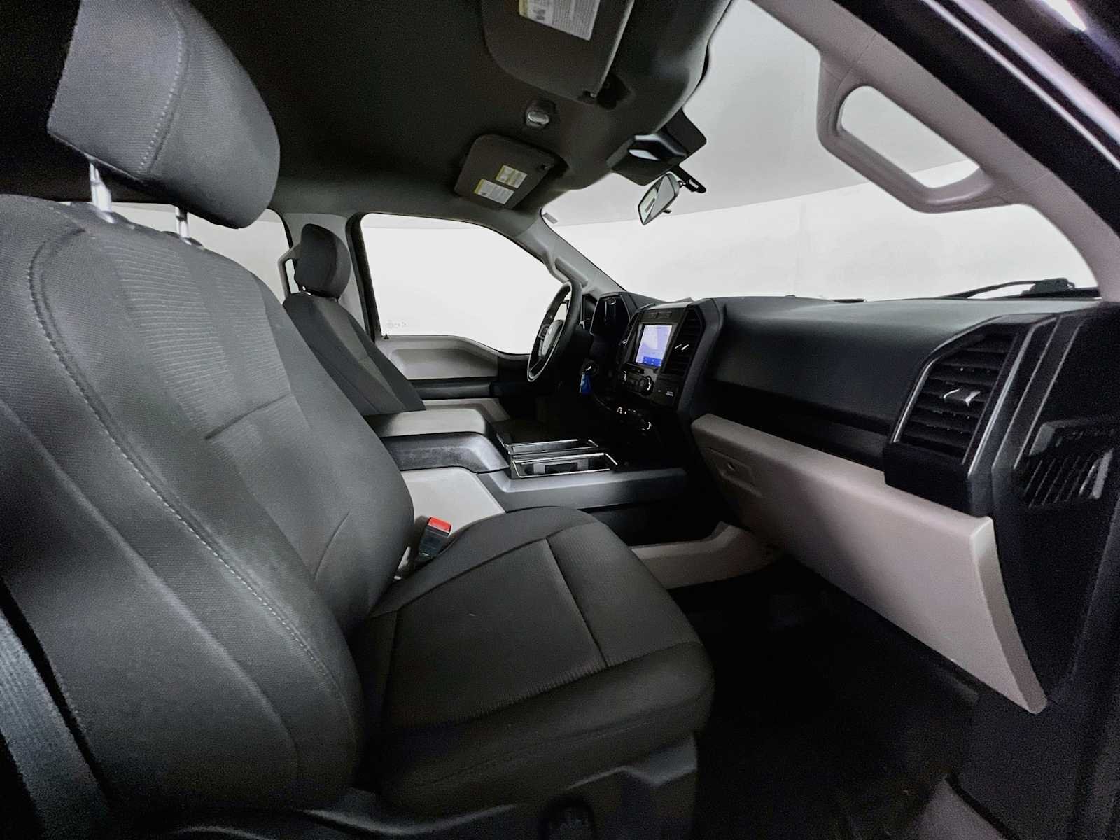 Used 2020 Agate Black Ford XL image 27