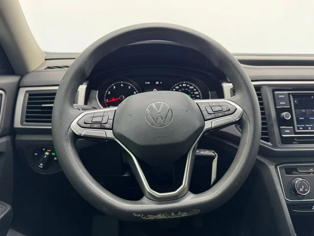 Used 2021 Pure White Volkswagen 2.0T S image 26