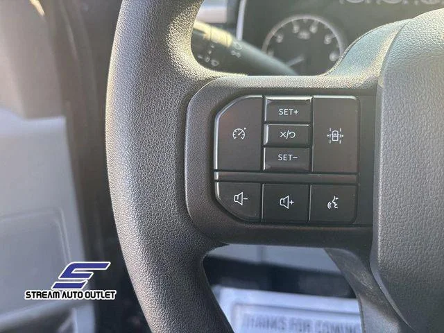 Used 2023 Black Ford XLT image 26