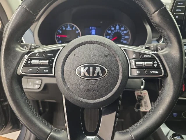 Used 2021 Gravity Gray Kia S image 28