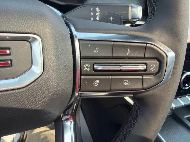 New 2026 Sterling Metallic GMC Elevation image 36