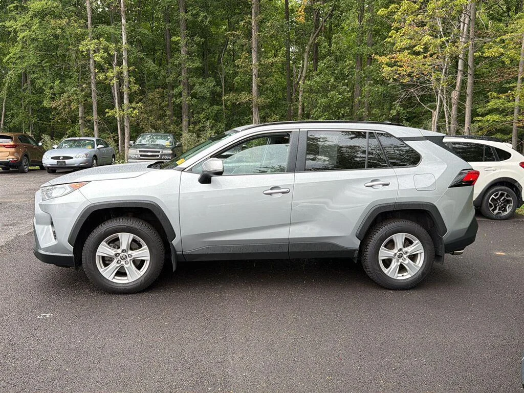 Used 2021 Silver Sky Metallic Toyota XLE image 11