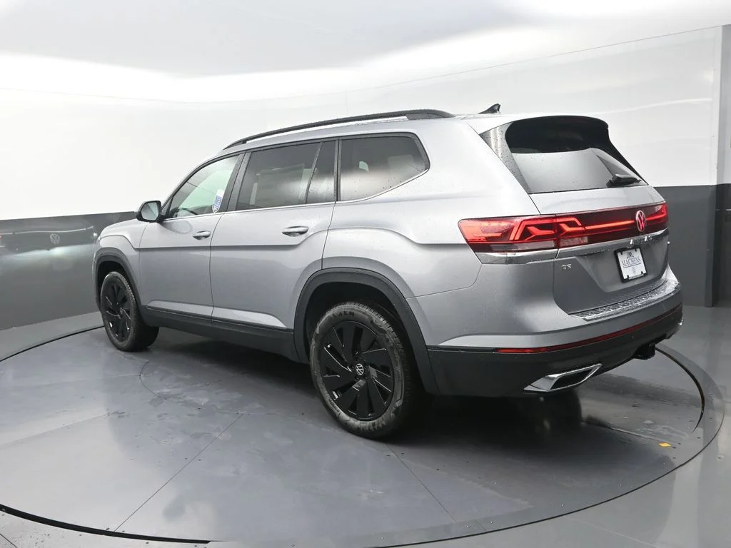 New 2026  Volkswagen 2.0T SE w/Technology image 8