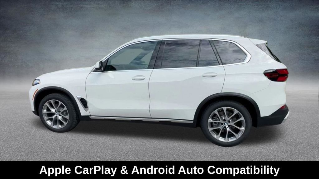 Used 2024 White BMW xDrive40i image 17