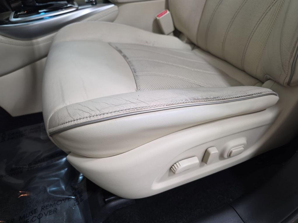 Used 2016 Jade Green INFINITI Base image 29