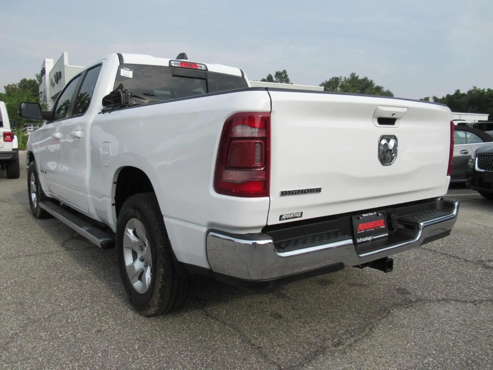 Used 2022 White Ram Big Horn/Lone Star image 5