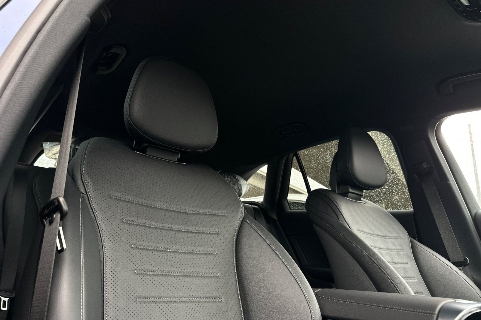 2026 Mercedes-Benz GLC Base - Photo 32