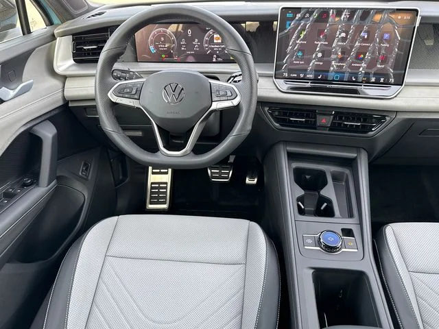 2026 Volkswagen Tiguan SE R-LINE BLACK - Photo 30