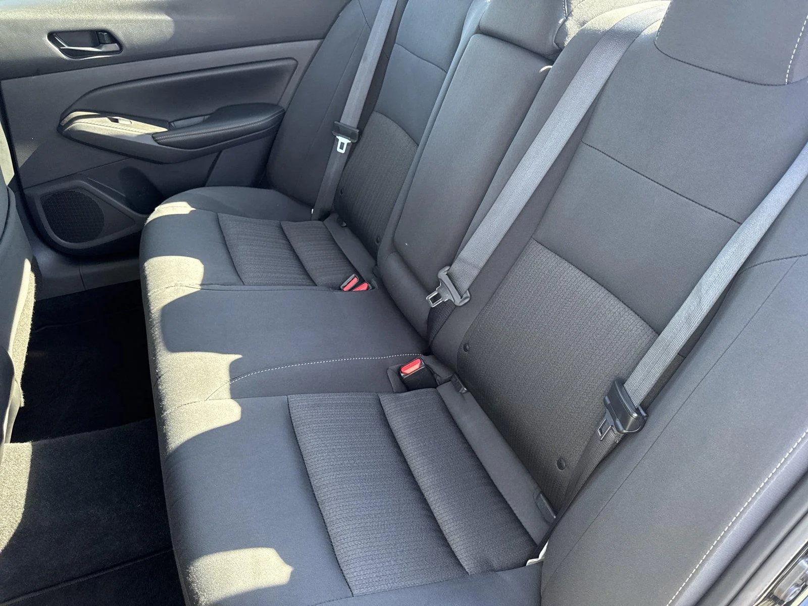 Used 2025 Super Black Nissan SV image 30