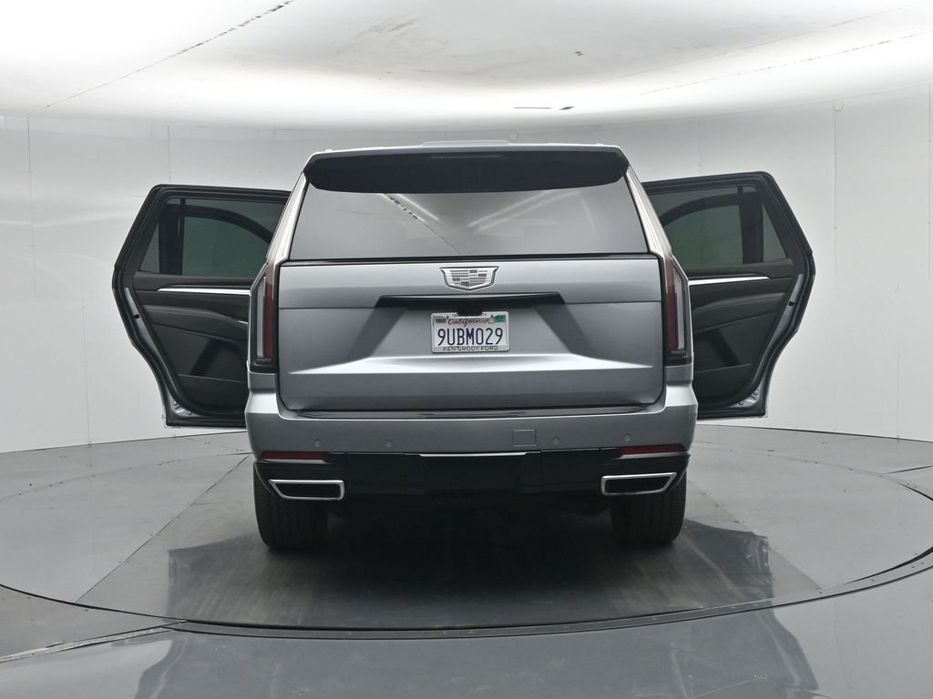 Used 2025 Silver Cadillac Premium Luxury image 41