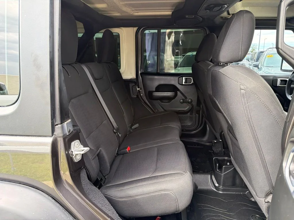 Used 2020 Gray Jeep Unlimited Sport image 20