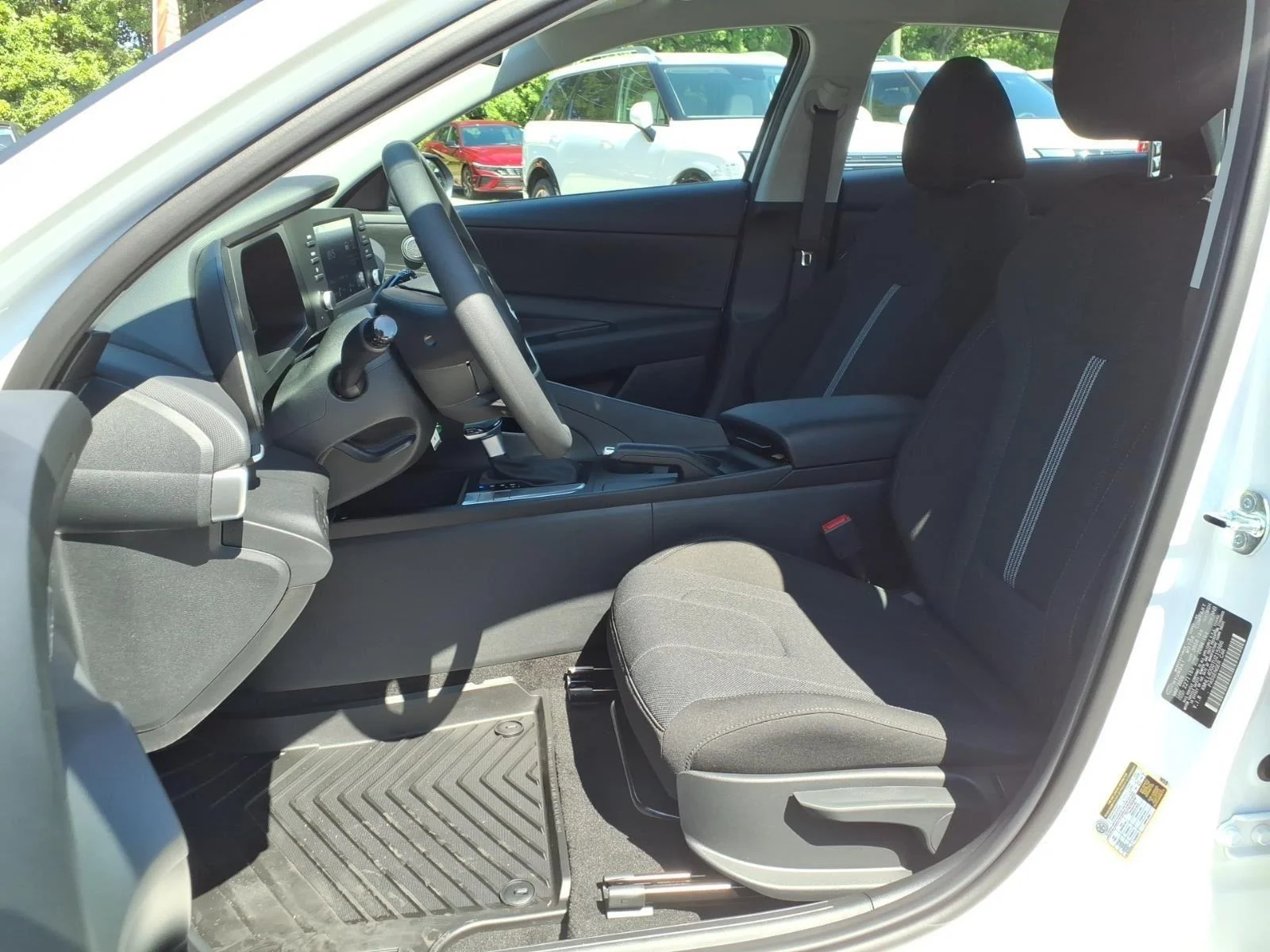 New 2026 Serenity White Pearl Hyundai SE image 13