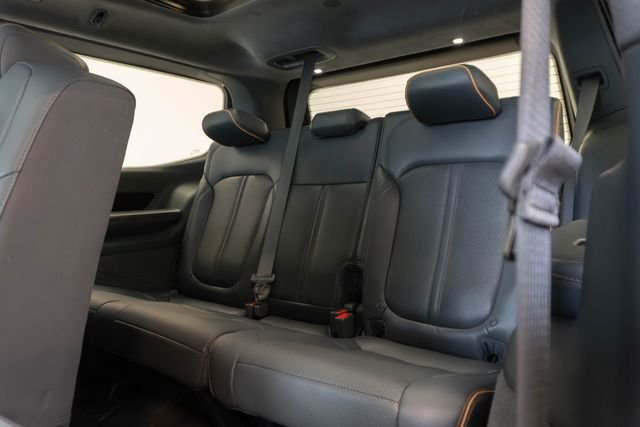 Used 2022 White Jeep Series II image 27