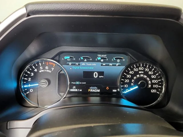 Used 2020 Black Ford Lariat image 63
