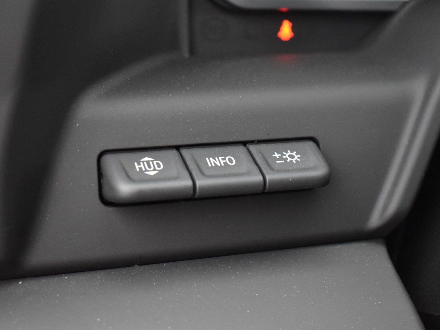 Used 2025 Sterling Metallic GMC Denali Ultimate image 30