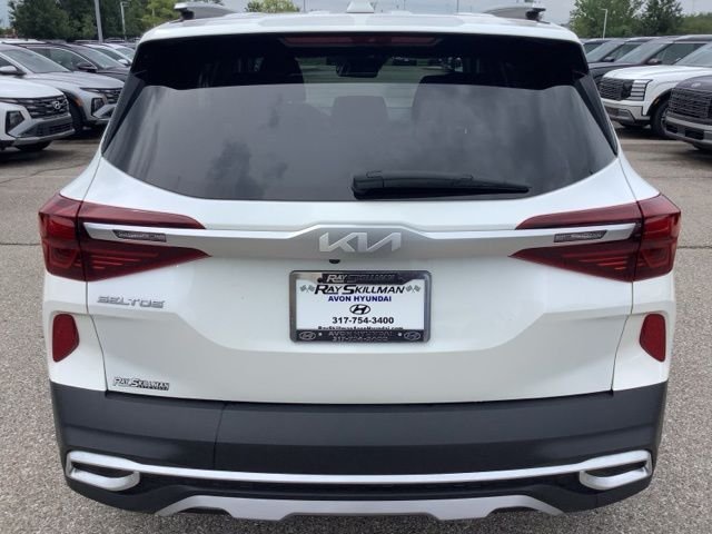 Used 2023 Snow White Pearl Kia SX image 6