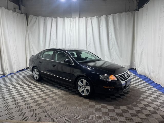 Used 2008 Volkswagen Passat VR6 with VIN WVWDU73C98E175463 for sale in Tysons, VA