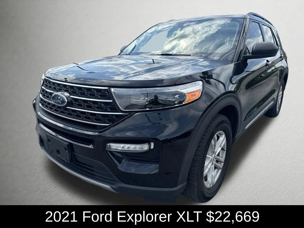 Used 2021 Black Ford XLT image 7