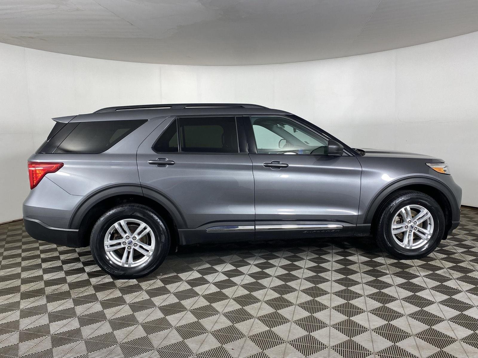 Used 2024 Carbonized Gray Ford XLT image 8