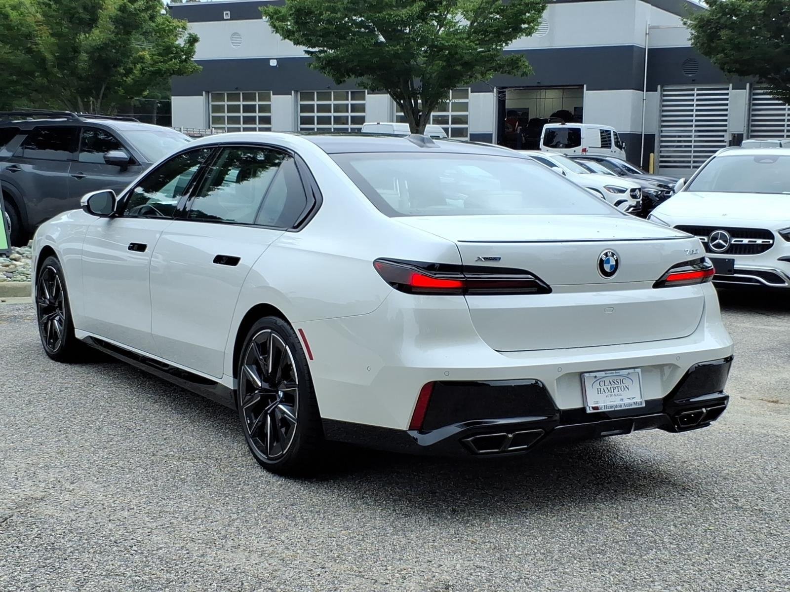 Used 2025 Mineral White Metallic BMW 760i xDrive image 10