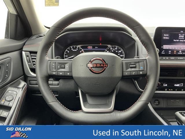 Used 2026 Everest White Pearl Tricoat Nissan Rock Creek image 21