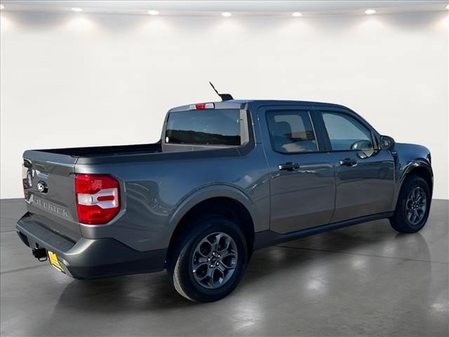 Used 2026 Gray Ford XLT image 3