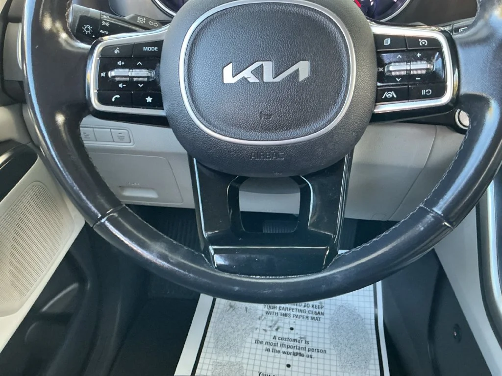 Used 2022 Gray Kia LXS image 24