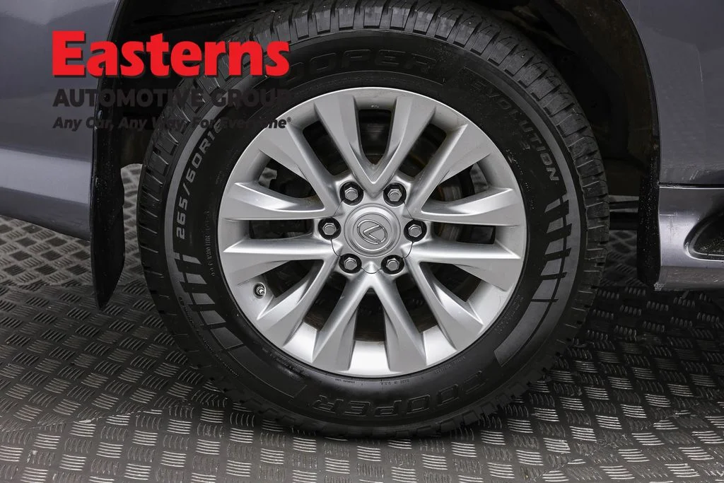 Used 2018 Gray Lexus 460 image 33