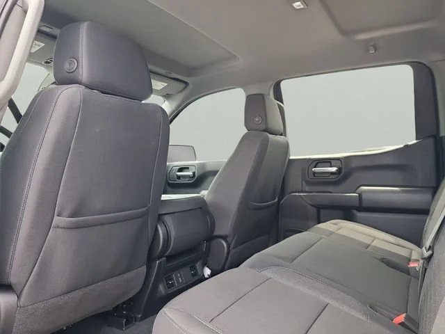 Used 2025 Riptide Blue Metallic Chevrolet Custom image 9
