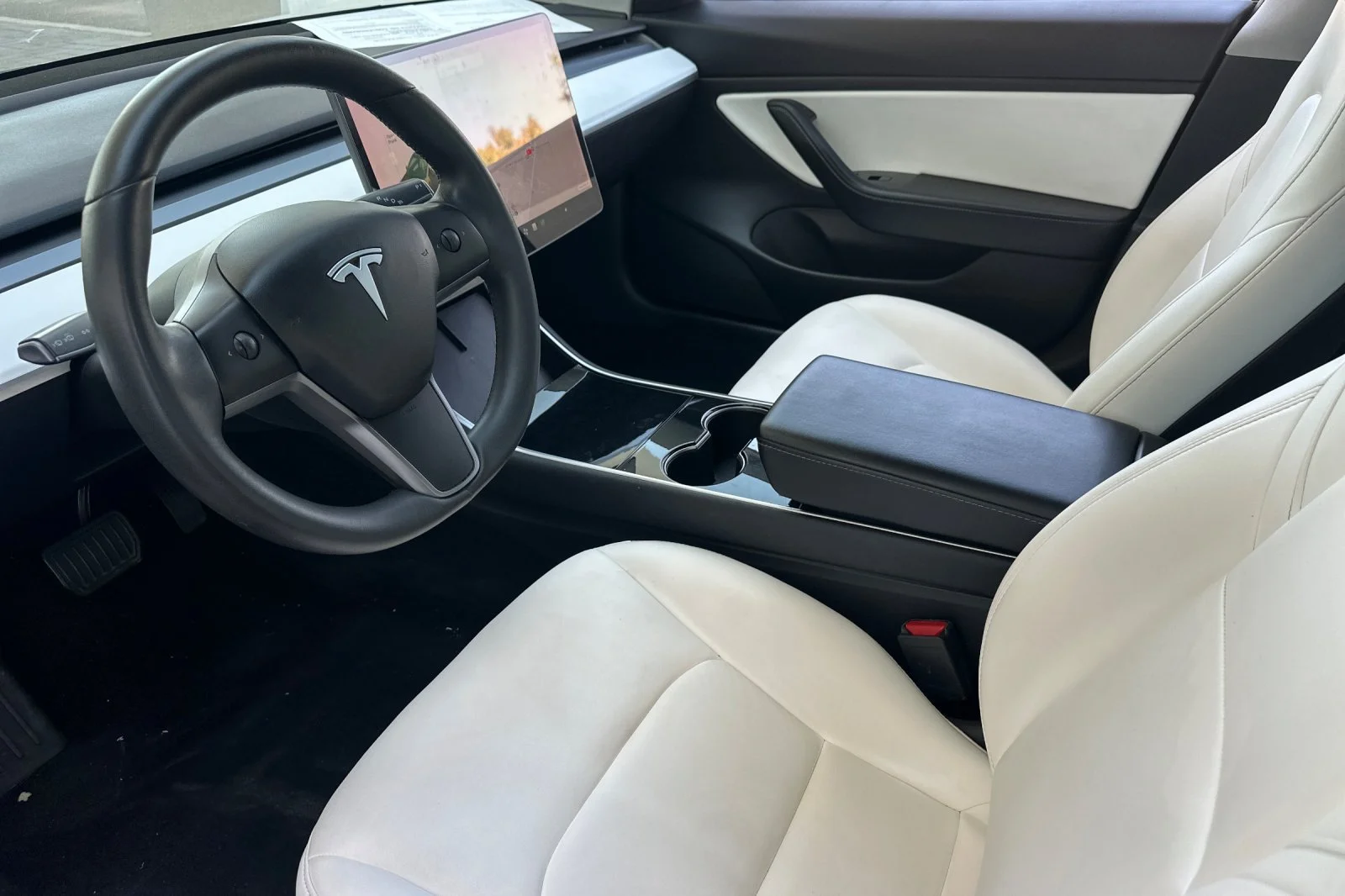 Used 2019 White Tesla Mid Range image 10