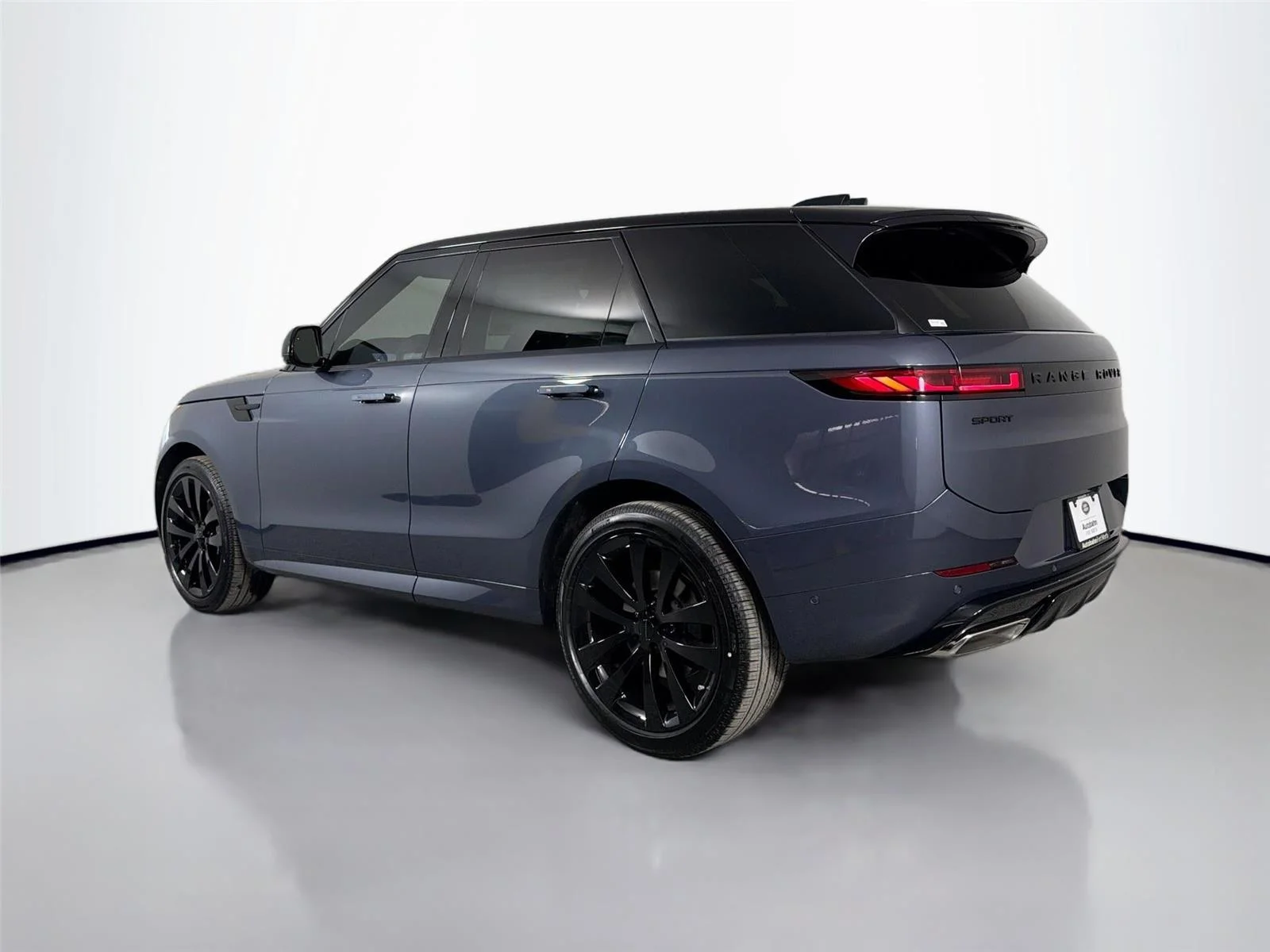 New 2026 Varesine Blue LAND ROVER Dynamic SE image 7