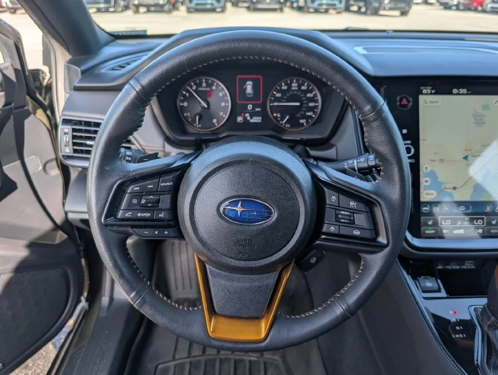 Used 2025 Green Subaru Wilderness image 11
