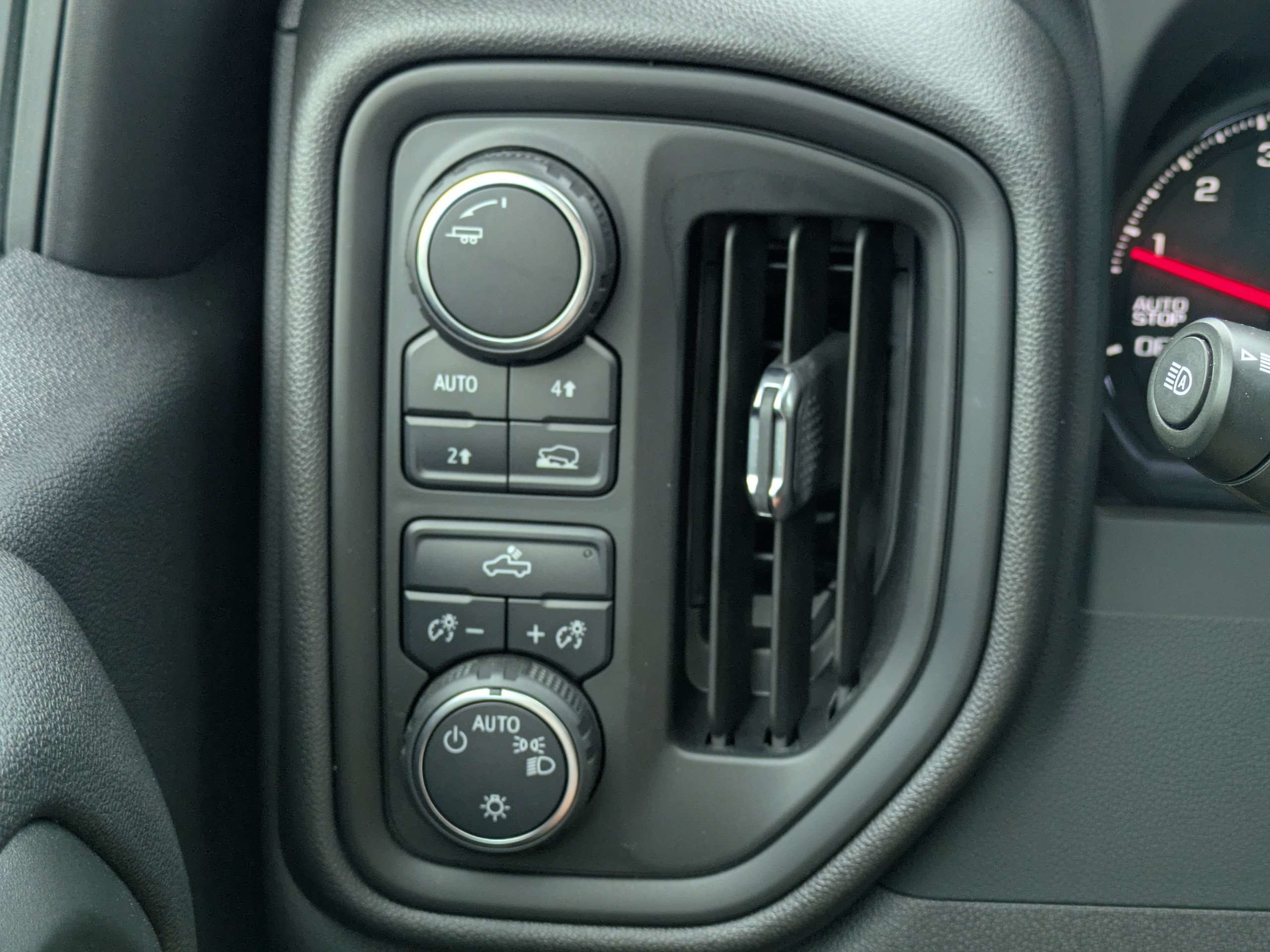 Used 2024 Summit White Chevrolet Custom image 26