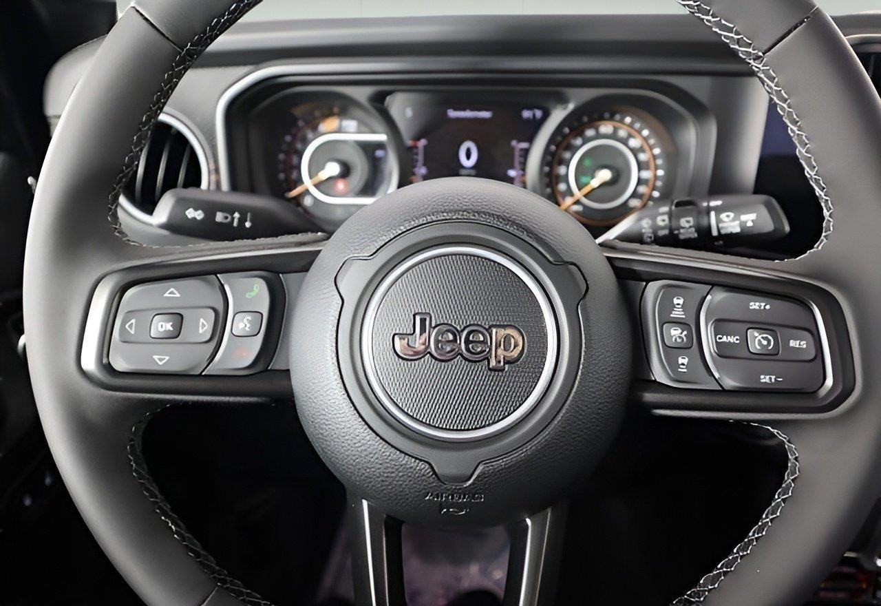 2025 Jeep Wrangler 2-Door Rubicon - Photo 10