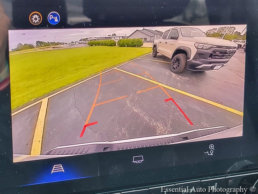 2026 Chevrolet Colorado LT - Photo 13