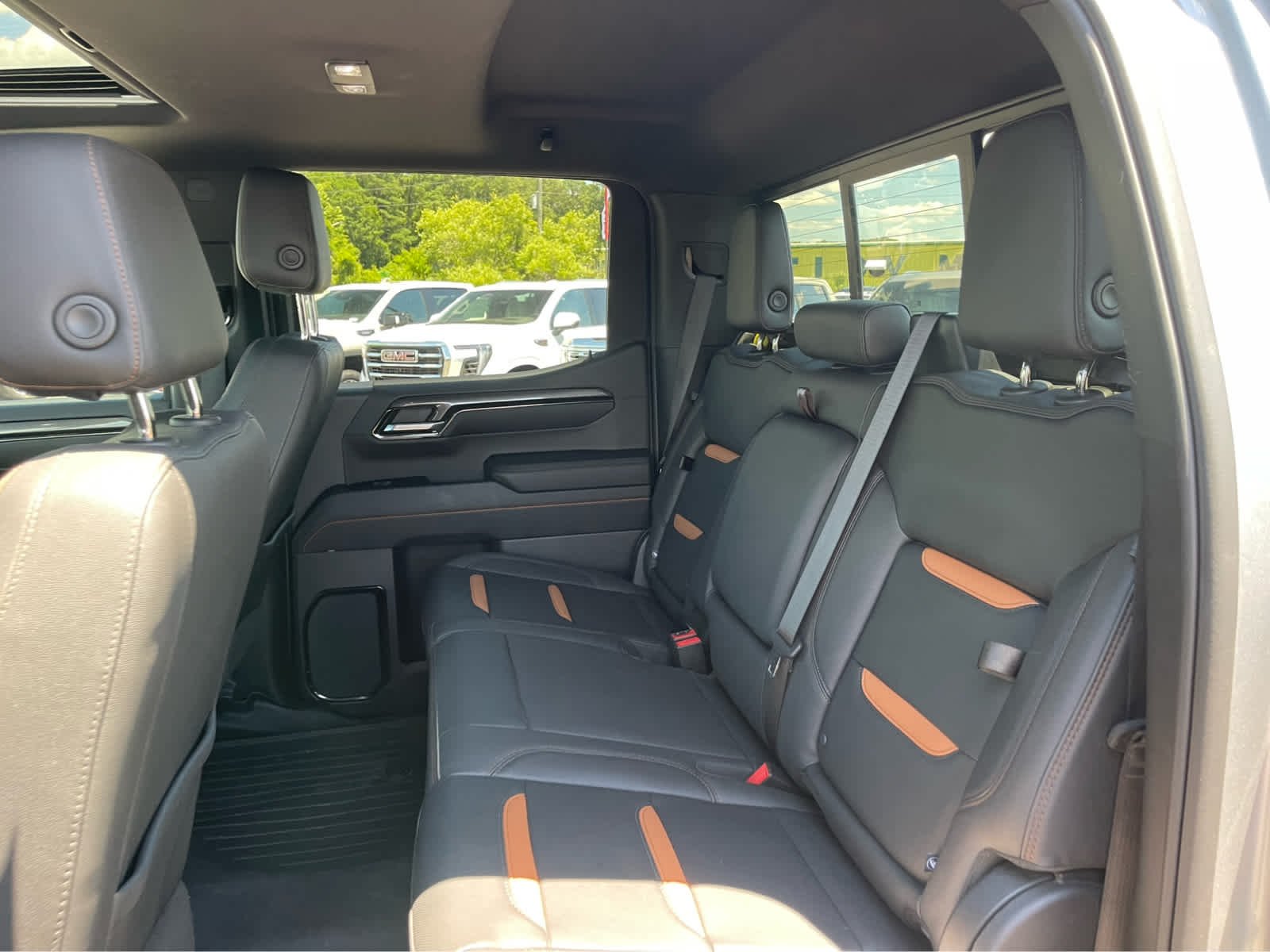 Used 2023 Sterling Metallic GMC AT4 image 21