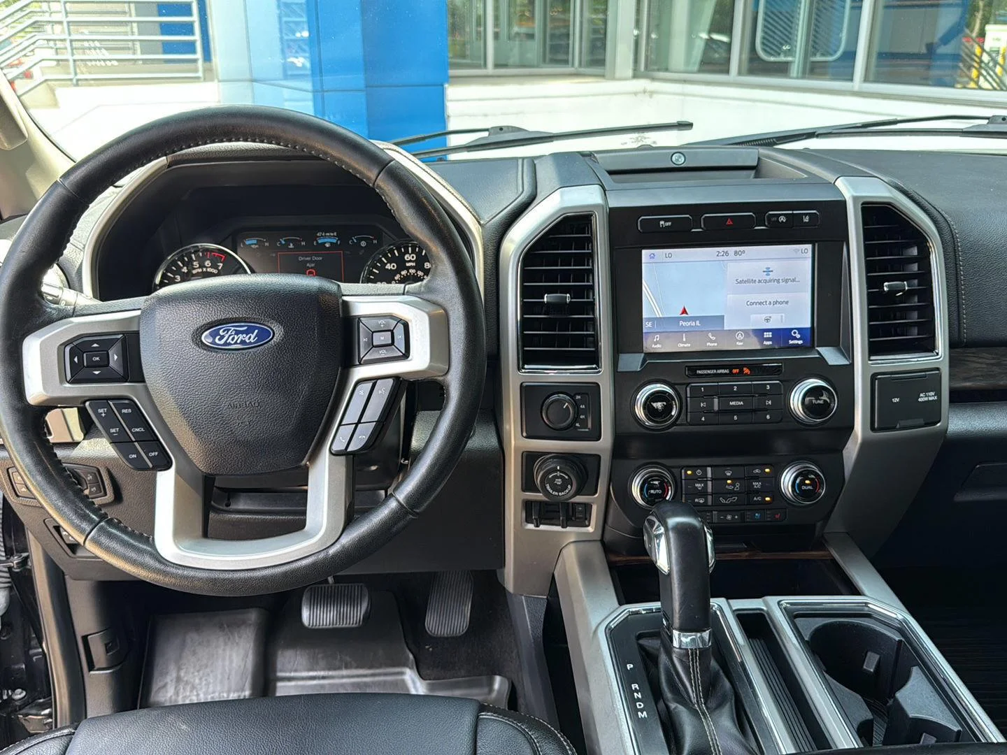 Used 2020 Agate Black Metallic Ford LARIAT image 15