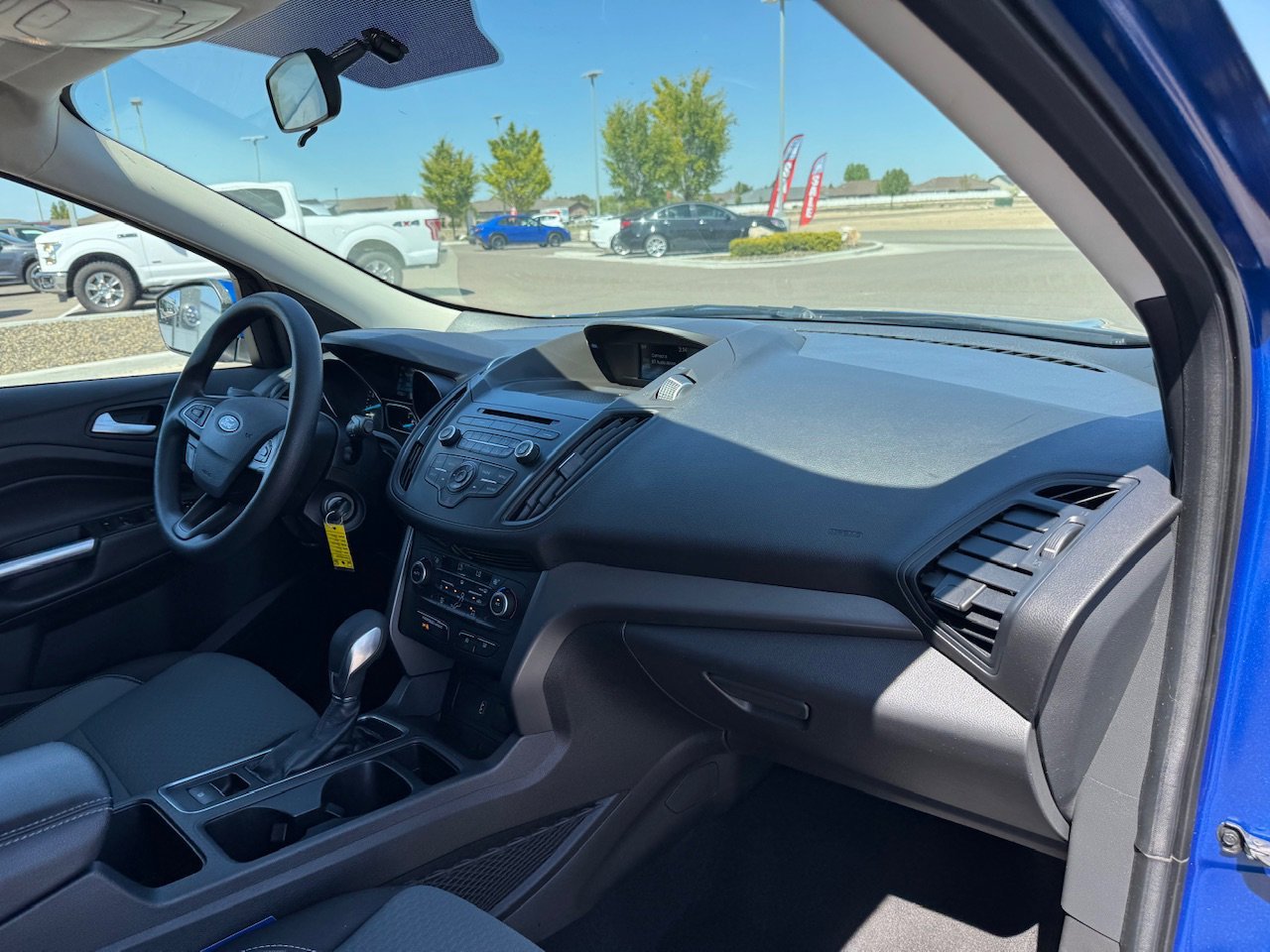 Used 2018 Lightning Blue Metallic Ford SE image 41