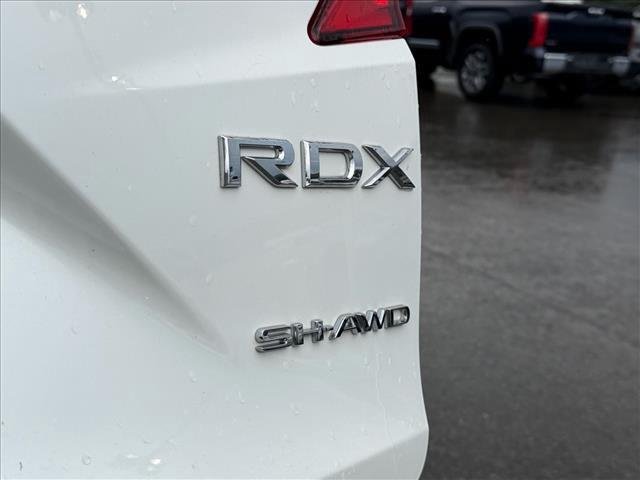 Used 2020 Platinum White Pearl Acura SH-AWD w/Tech image 23
